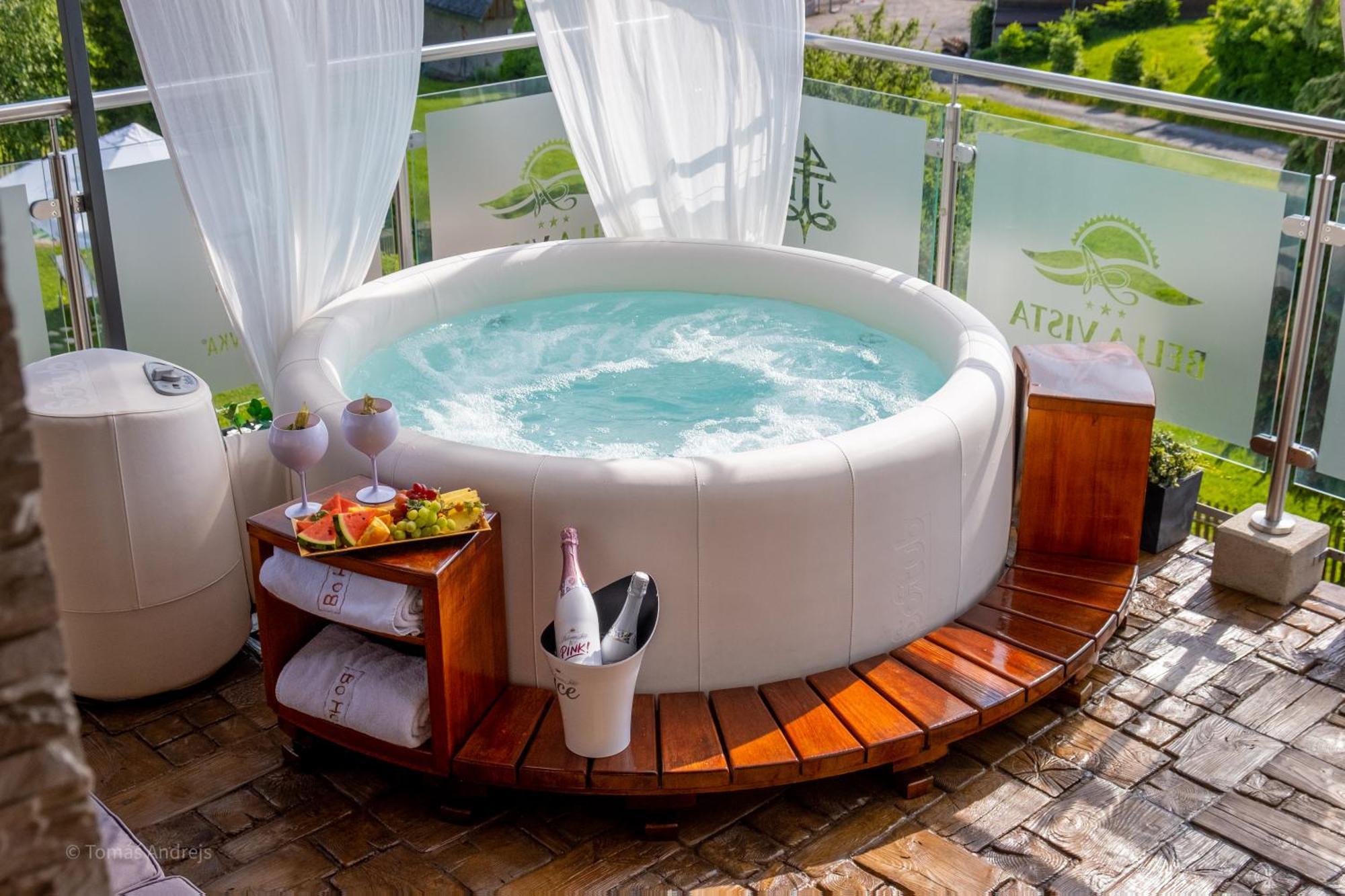 Hotel Tommy Wellness & Spa Náchod Εξωτερικό φωτογραφία
