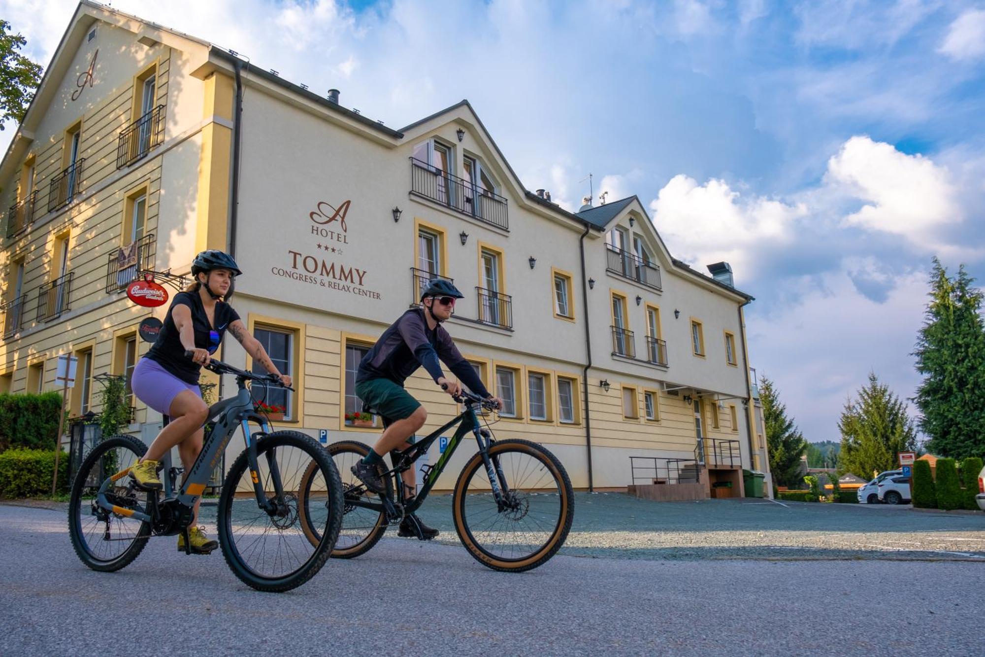 Hotel Tommy Wellness & Spa Náchod Εξωτερικό φωτογραφία